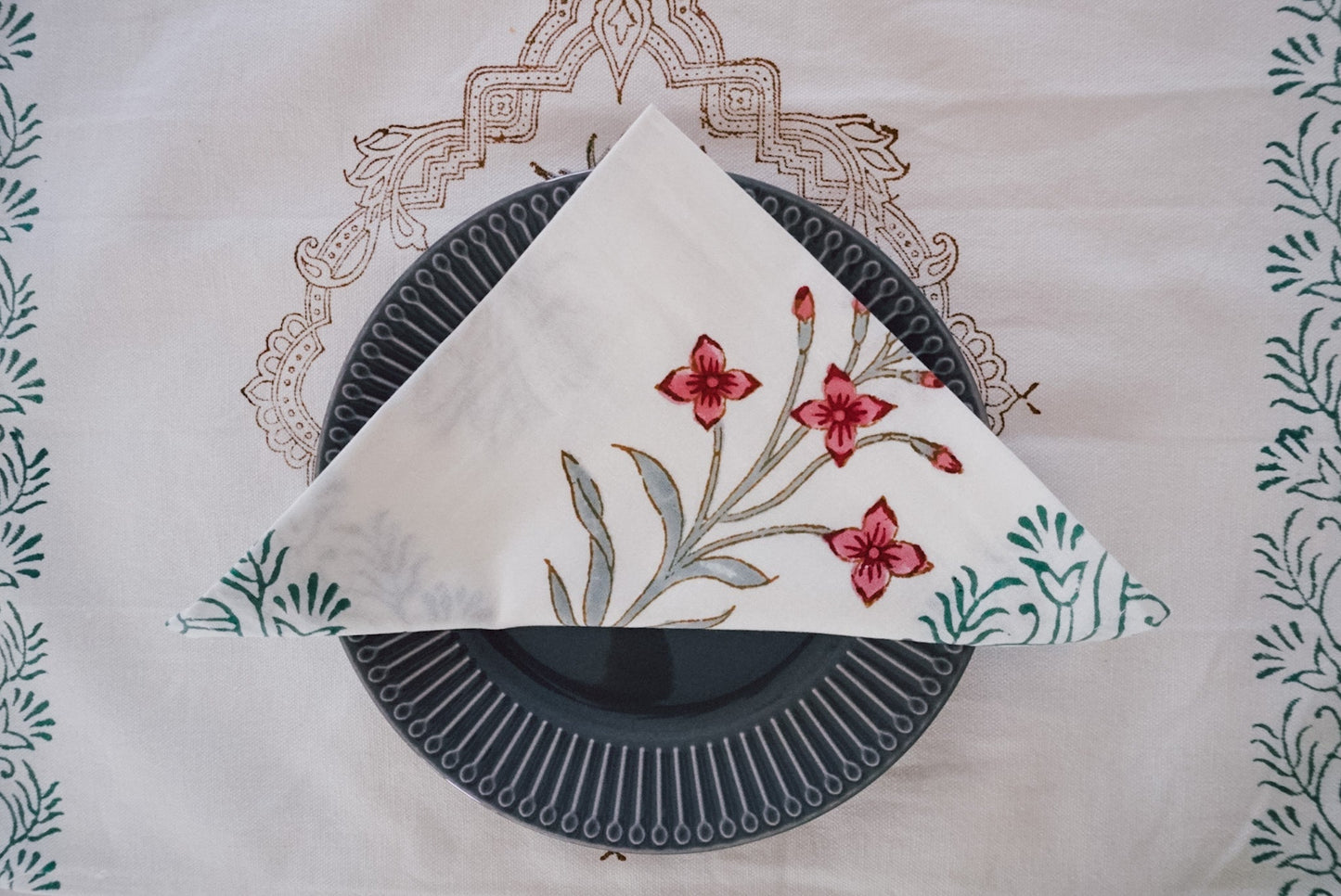 Rukh Table Placement Mats and Napkins (Set of 6) - Wildalaya