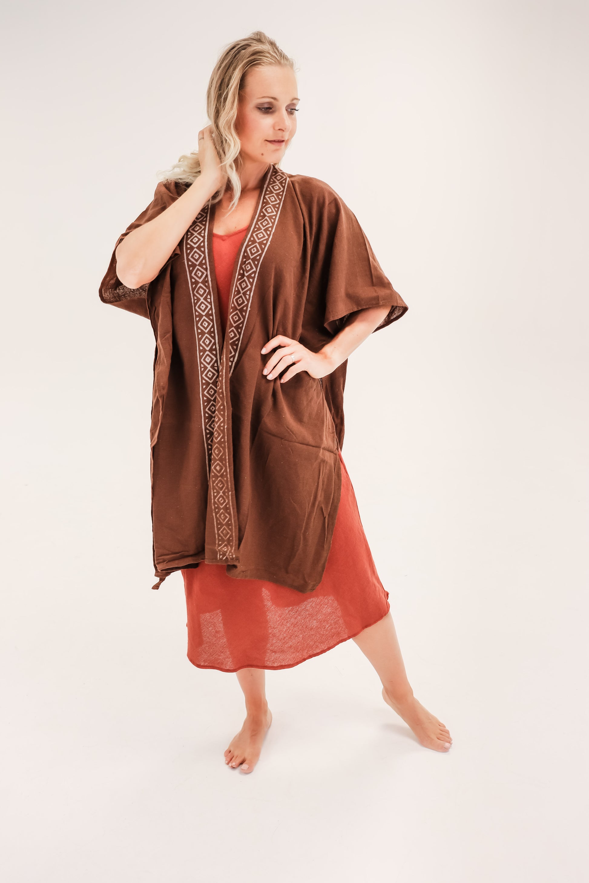 Hemp Terracotta Cape