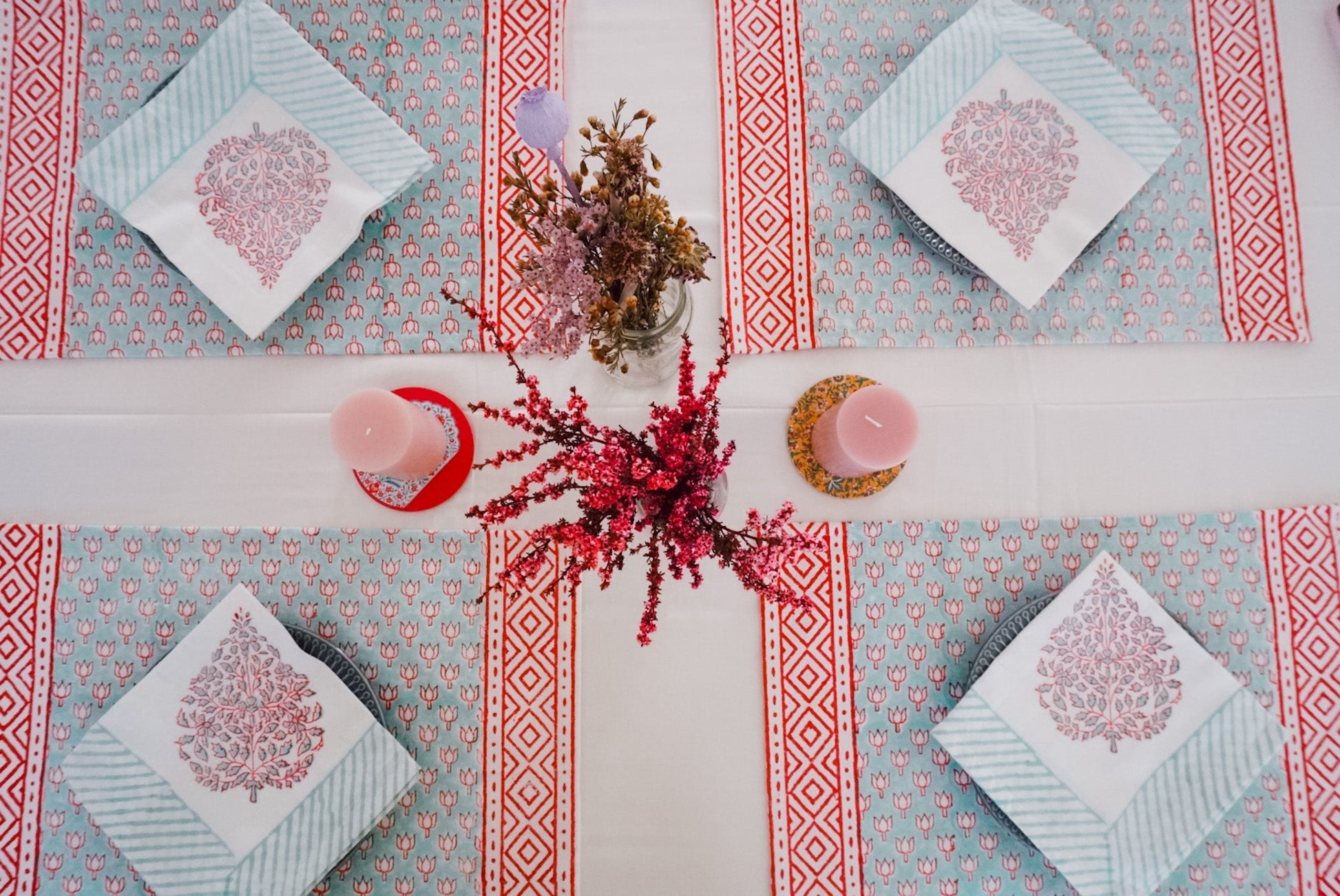 Kamal Phool Table Mats and Napkins (Set of 6) - Wildalaya