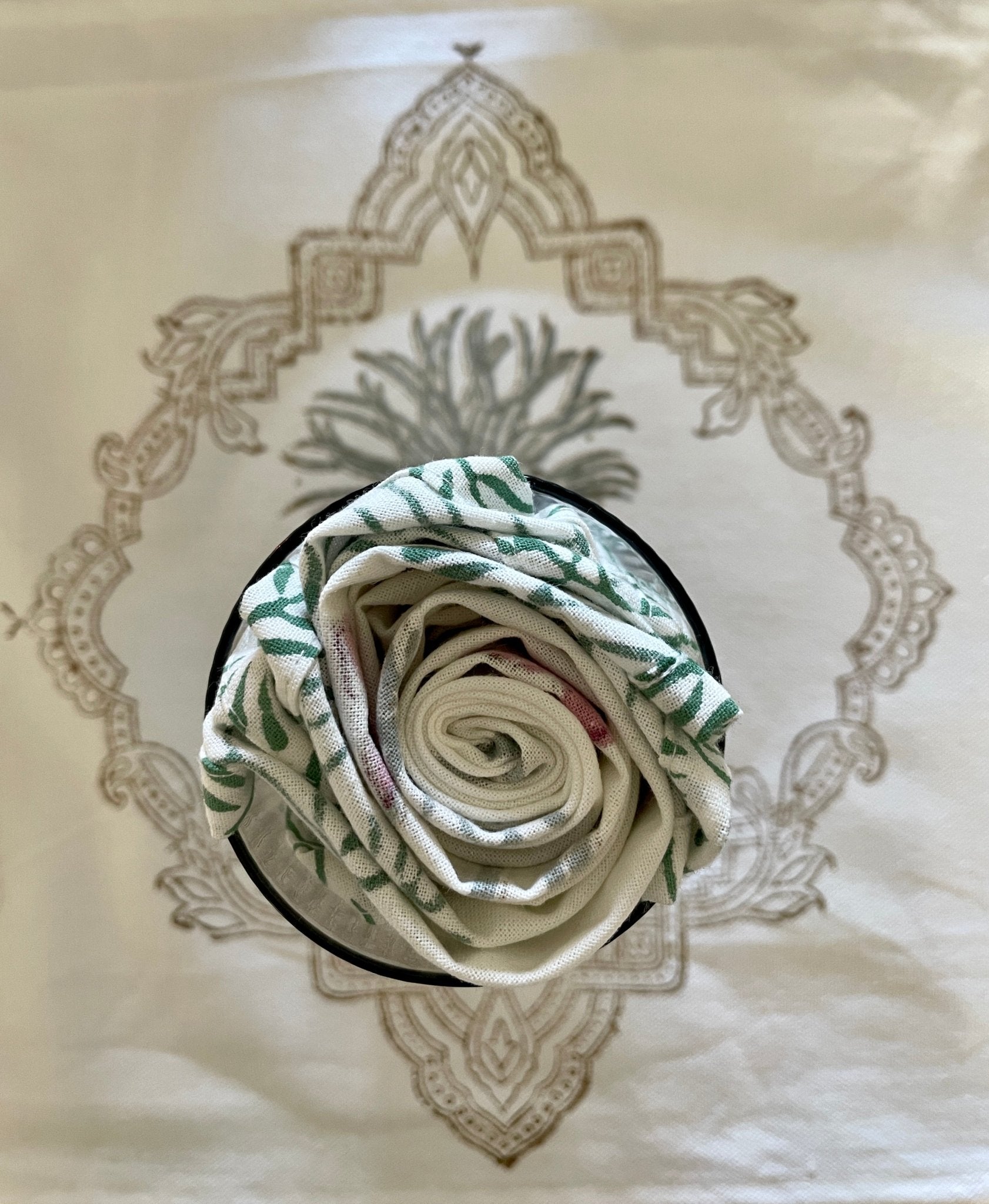 Rukh Table Placement Mats and Napkins (Set of 6) - Wildalaya